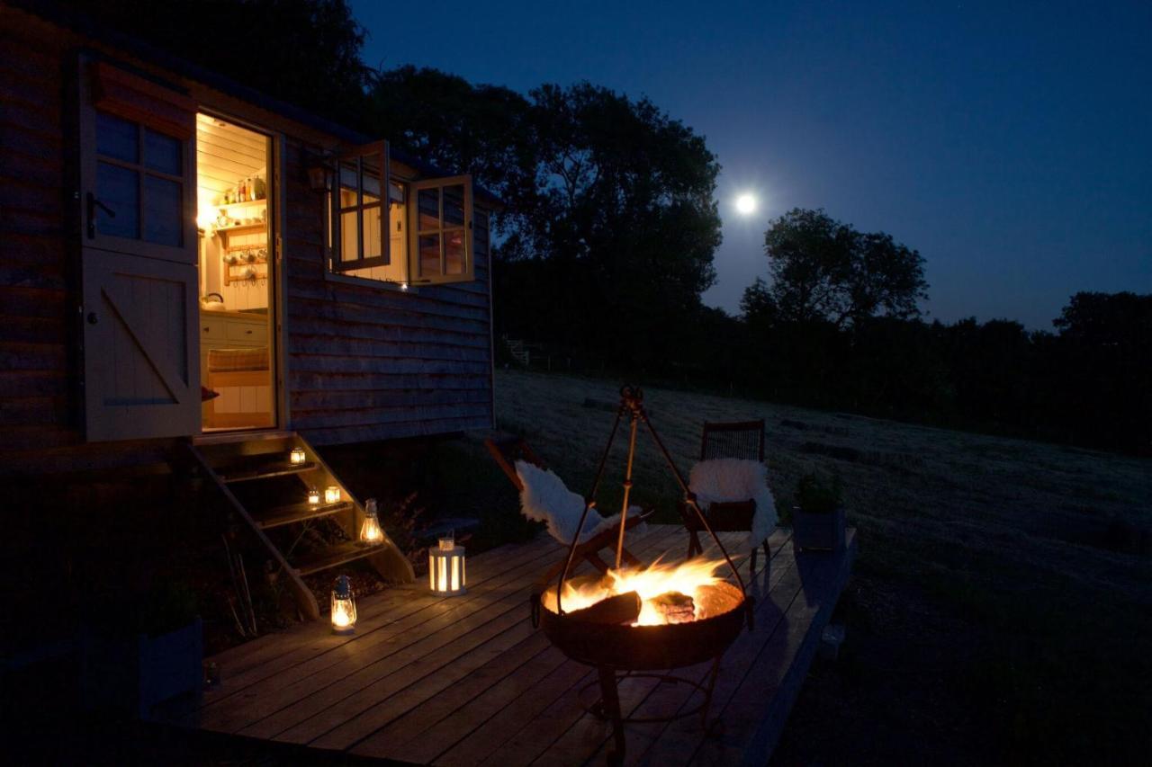 Tilbury Shepherd Huts With Hot Tubs Plus Holiday Cottages West Bagborough Buitenkant foto